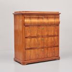 1045 8454 CHEST OF DRAWERS